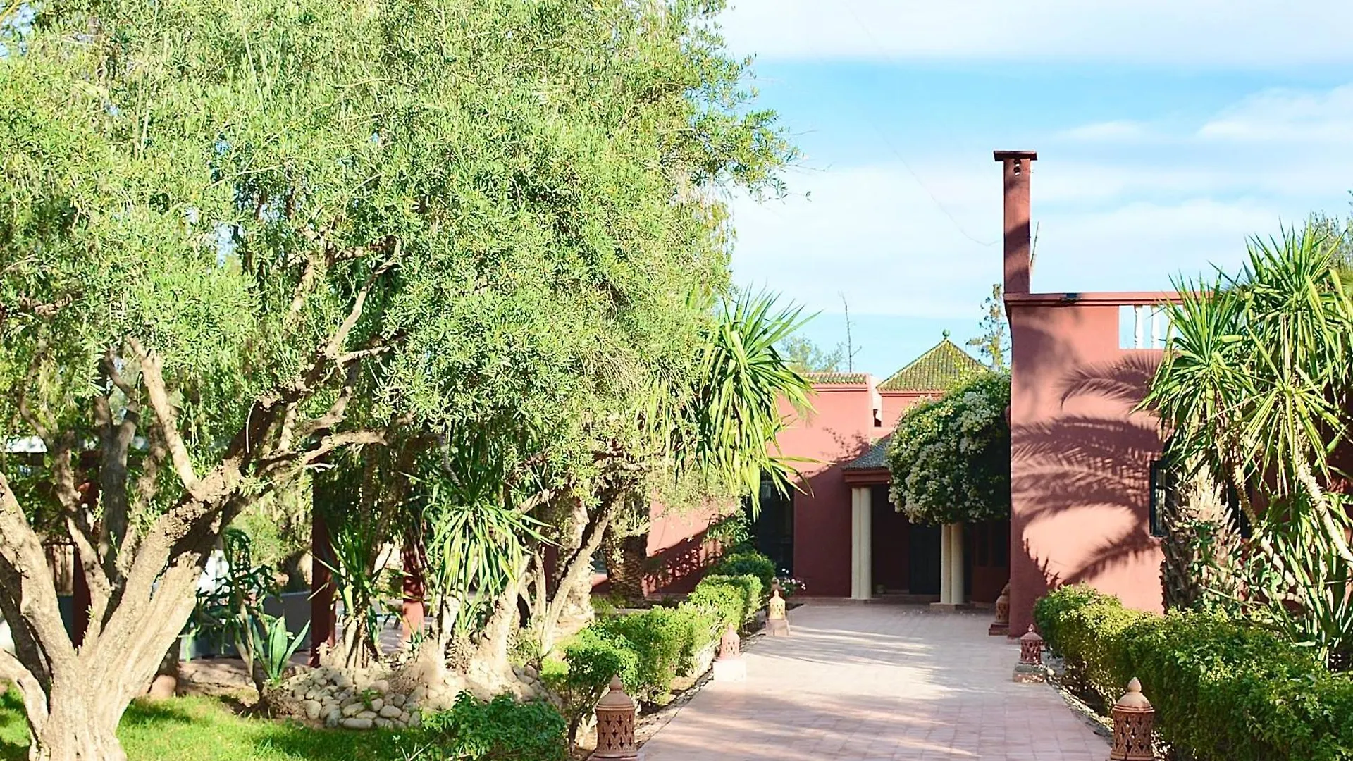 Villa Taknaray- Breakfast Included- Fiber Optic- Pool Marrakesh