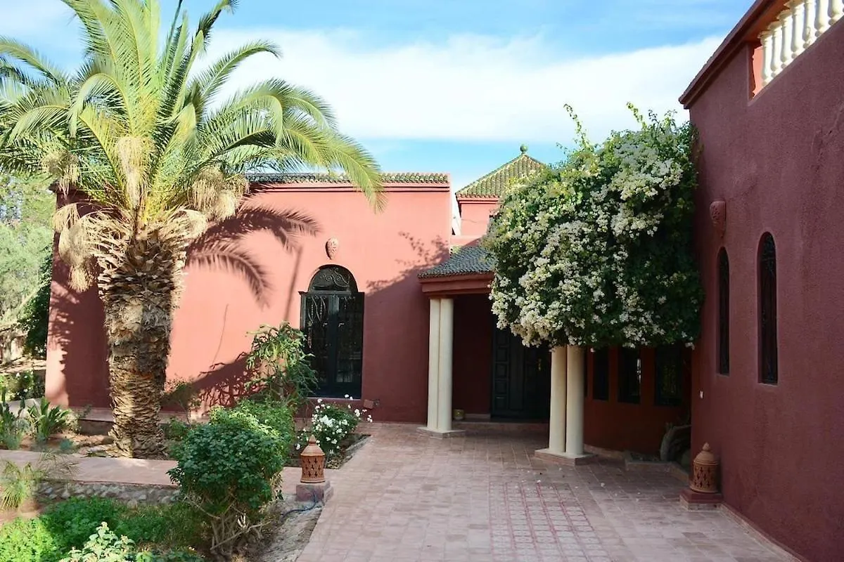 Villa Taknaray- Breakfast Included- Fiber Optic- Pool Marrakesh